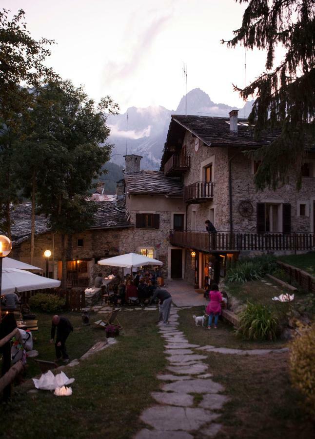 Visaisa Taverna & Foresteria Acceglio Extérieur photo